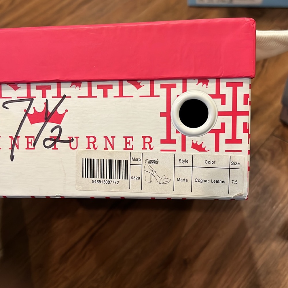 NIB Elaine Turner sandals chain detail size 7.5 - Picture 10 of 10
